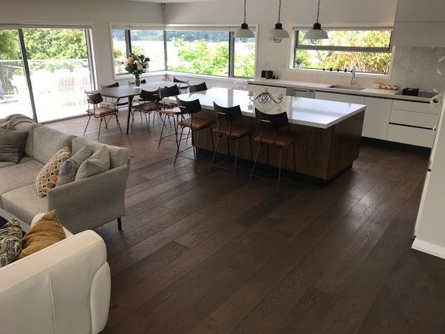 Chocolate Brushed Oak | GL01